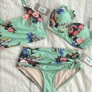 Albion Swimsuit - S / XS